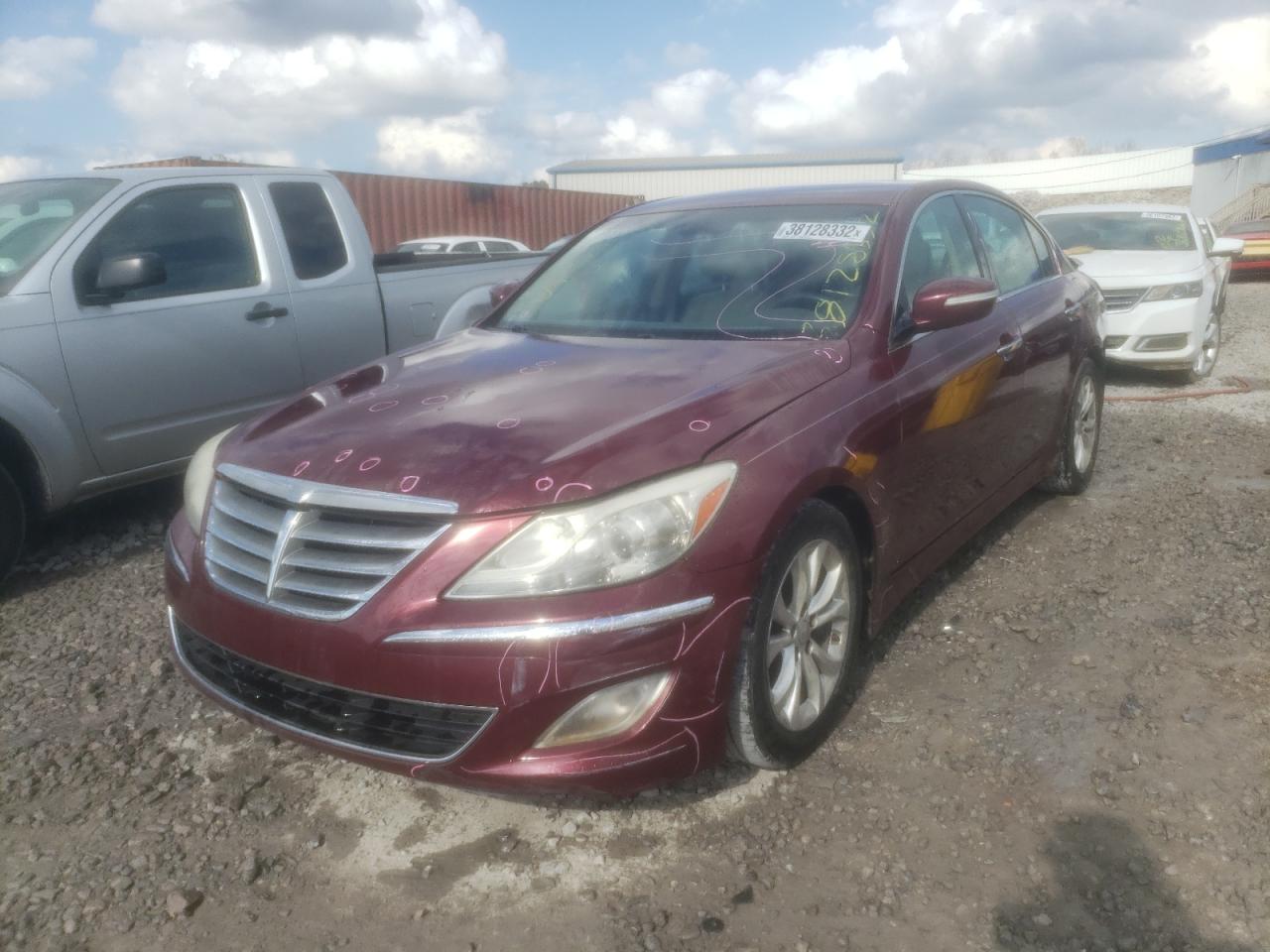 Photo 2 from auction – 2012 HYUNDAI GENESIS 3. with VIN KMHGC4DD5CU188405