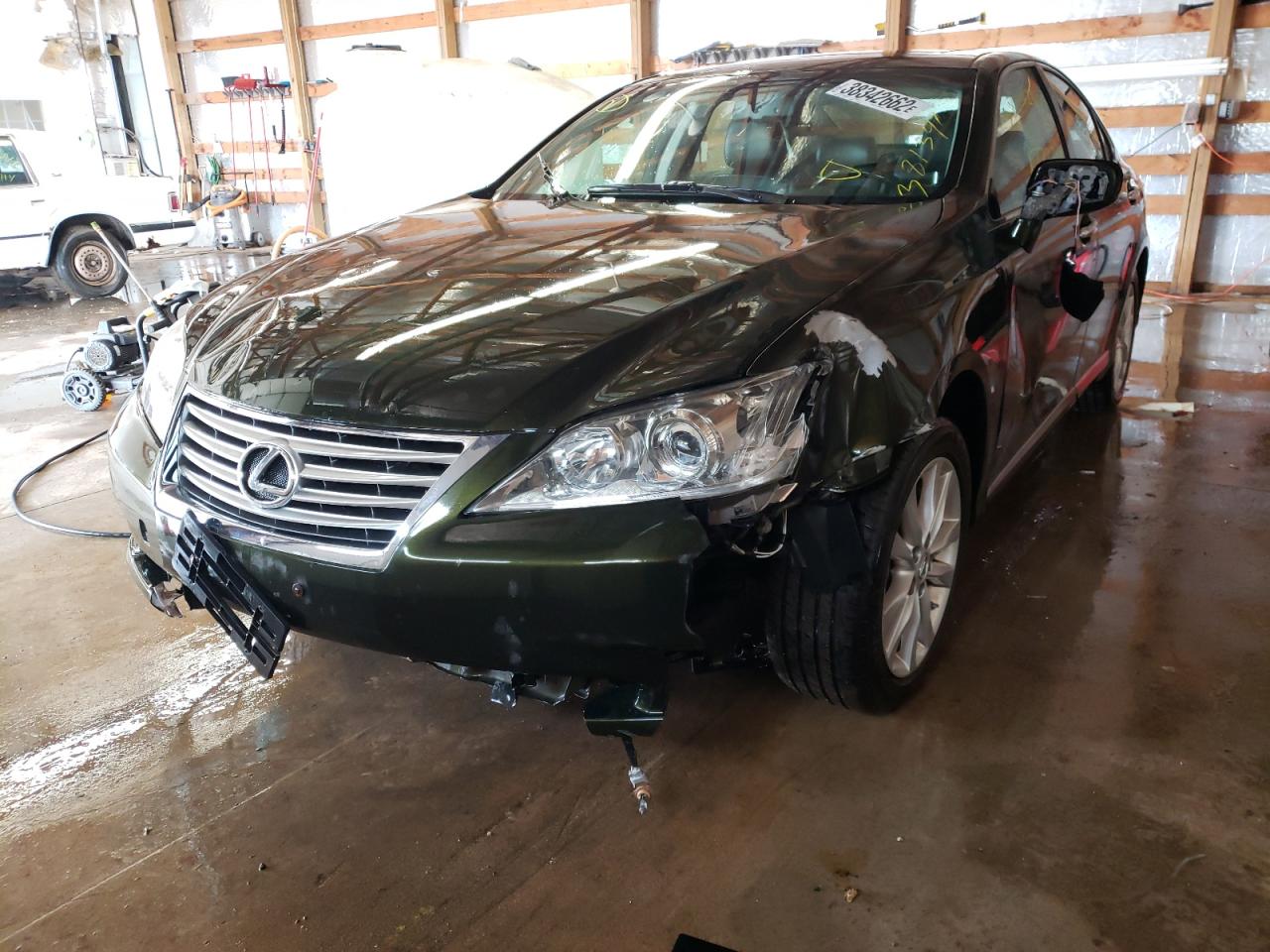 Photo 2 from auction – 2010 LEXUS ES 350 with VIN JTHBK1EG6A2381341