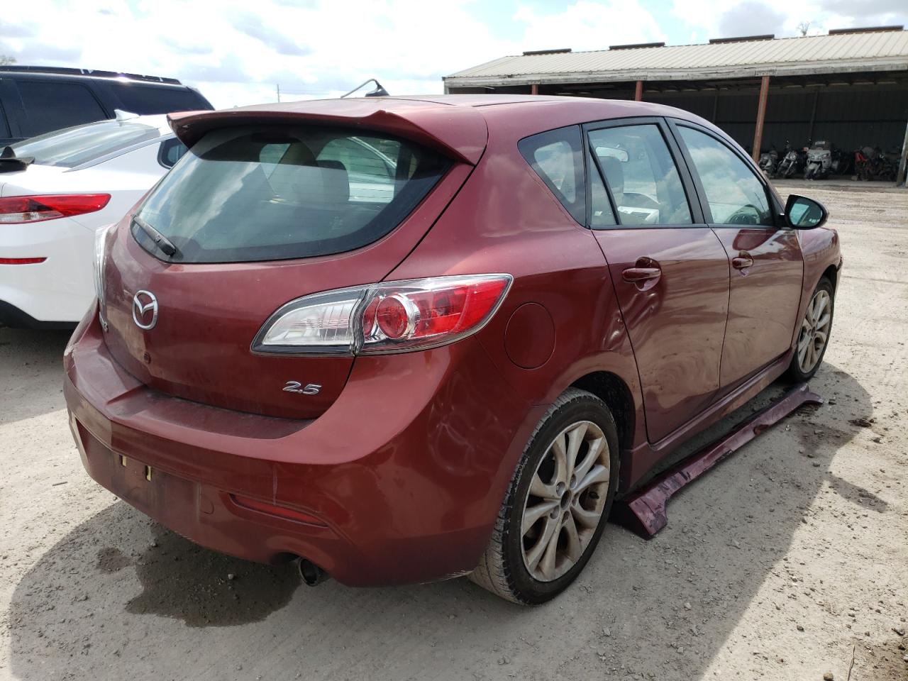 Photo 4 from auction – 2011 MAZDA 3 S with VIN JM1BL1K57B1360460