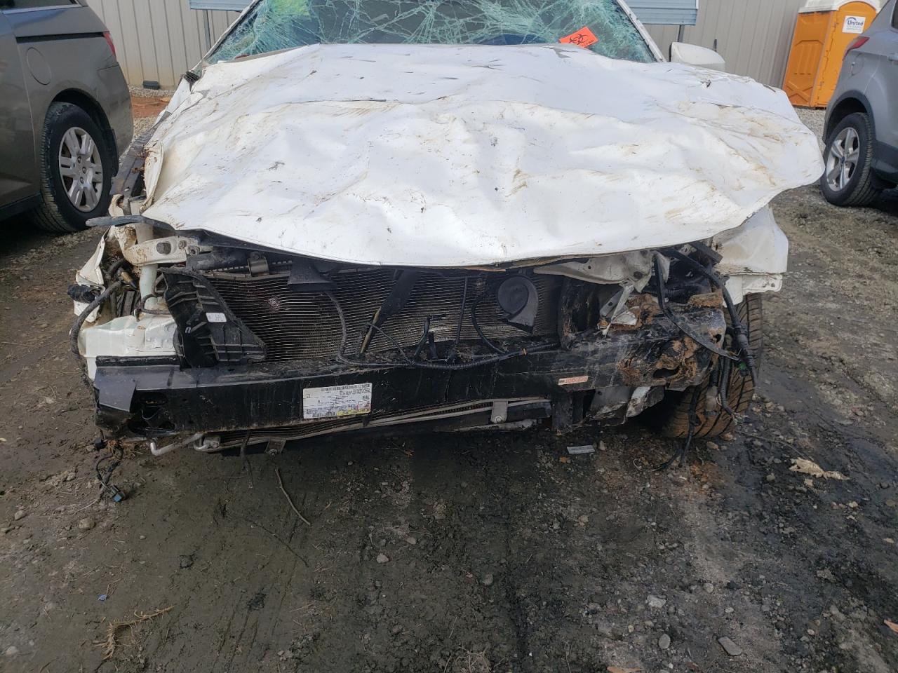 Photo 7 from auction – 2015 TOYOTA CAMRY LE with VIN 4T1BF1FK7FU881640