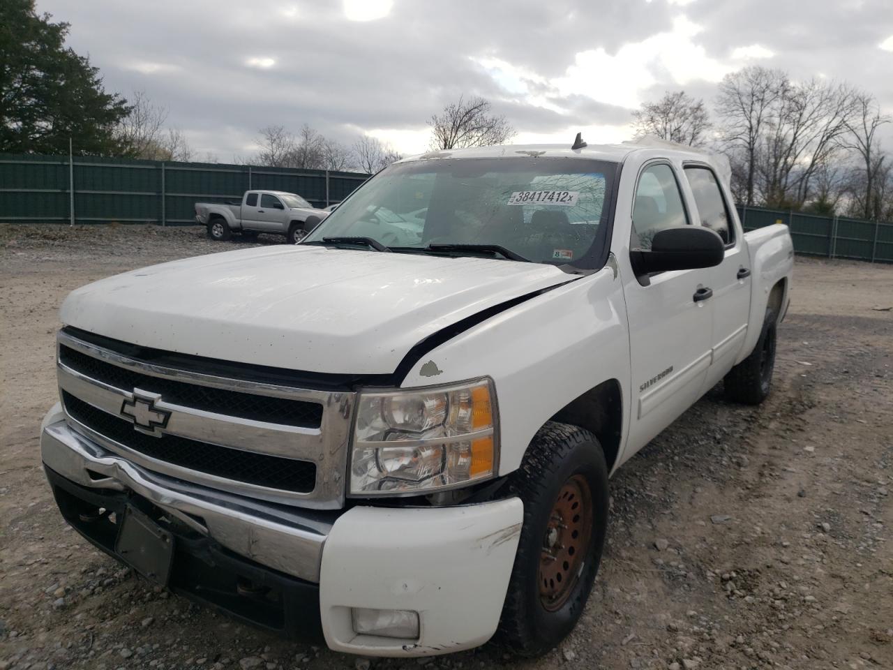 Photo 2 from auction – 2011 CHEVROLET SILVERADO with VIN 3GCPKSE31BG384909