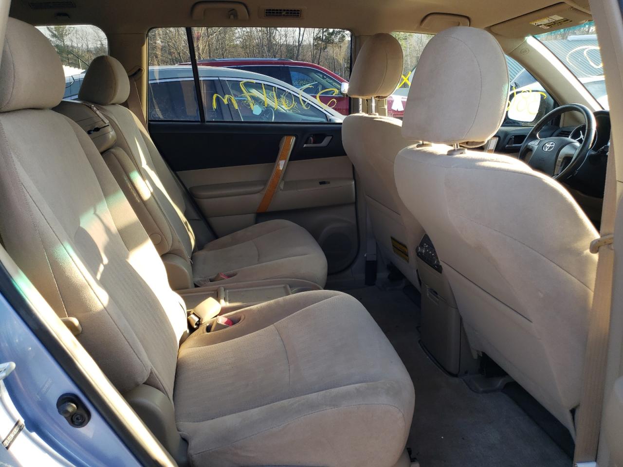Photo 6 from auction – 2008 TOYOTA HIGHLANDER with VIN JTEEW41A282000984