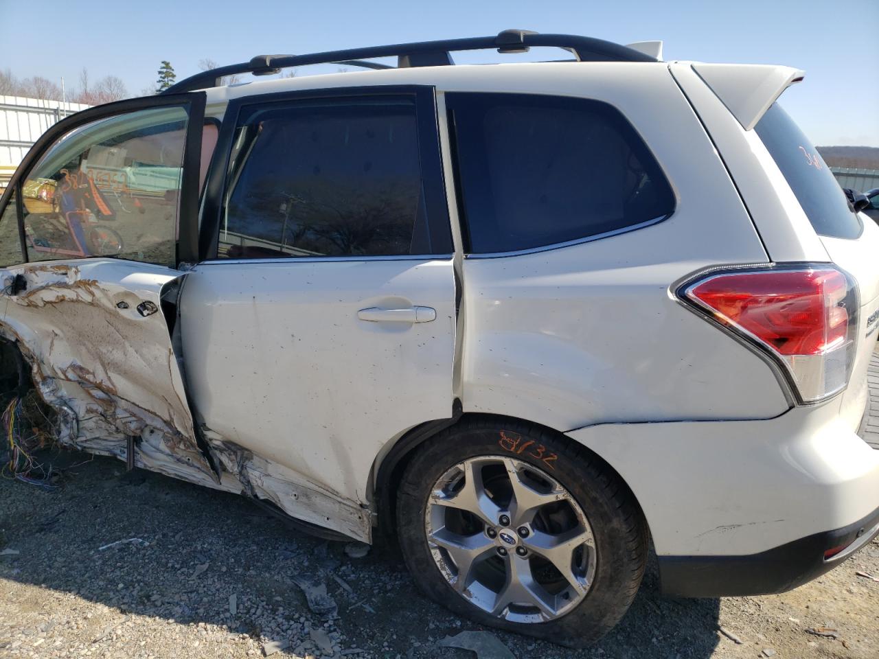 Zdjęcie 10 z aukcji – 2018 SUBARU FORESTER 2 z VIN JF2SJAWC2JH463842