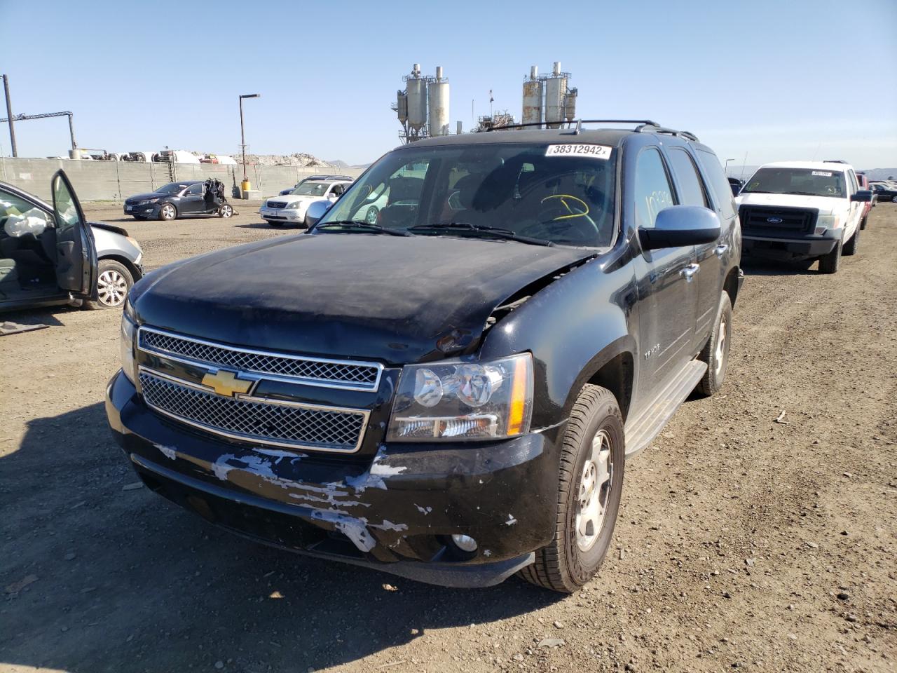 Photo 2 from auction – 2013 CHEVROLET TAHOE C150 with VIN 1GNSCBE06DR301353