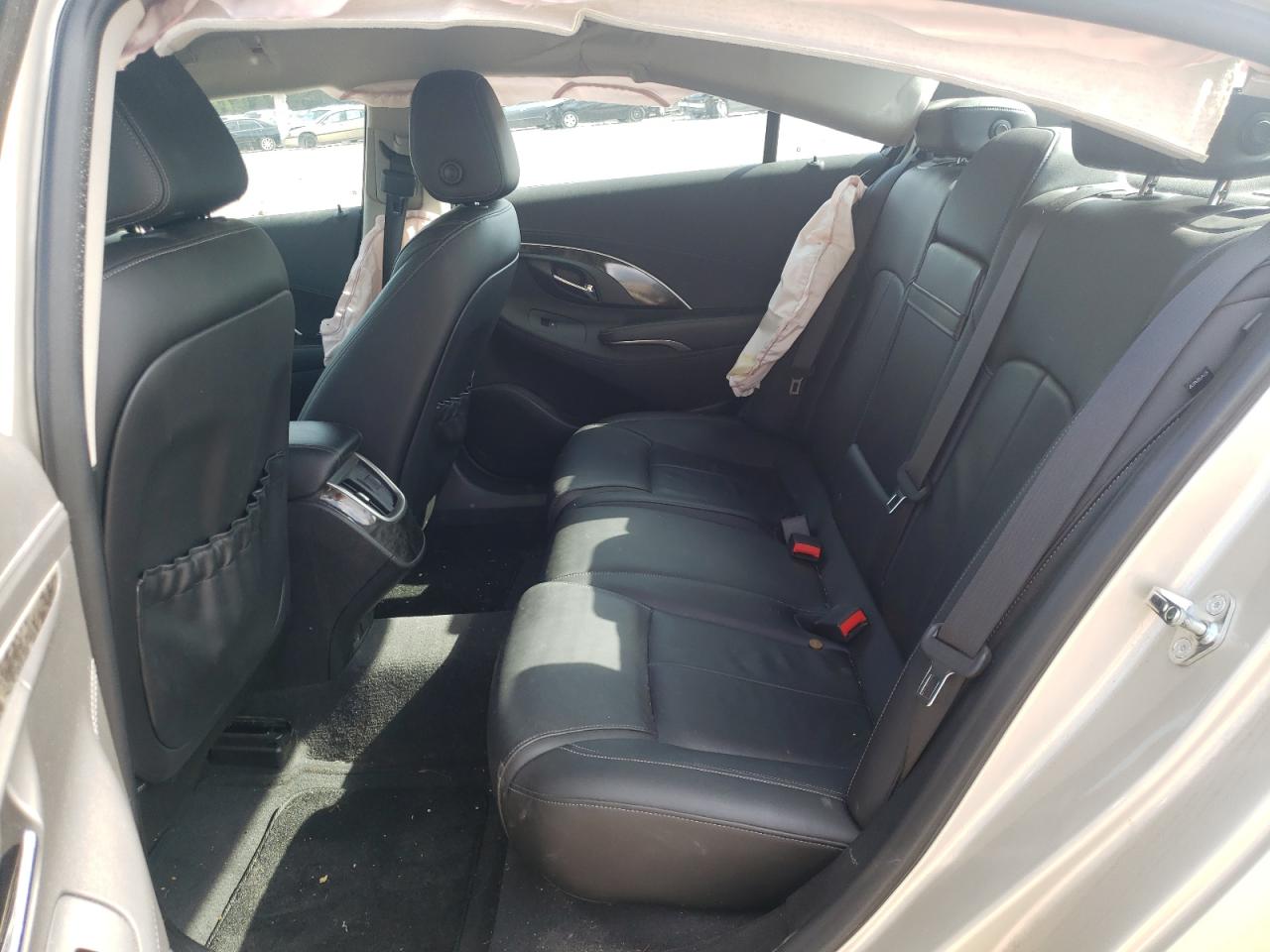 Photo 6 from auction – 2016 BUICK LACROSSE with VIN 1G4GB5G37GF106678