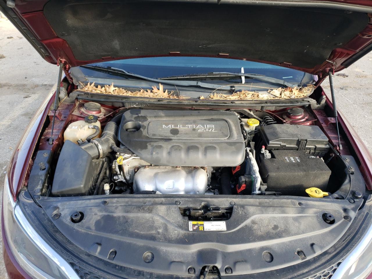 Photo 7 from auction – 2015 CHRYSLER 200 LIMITE with VIN 1C3CCCABXFN743688