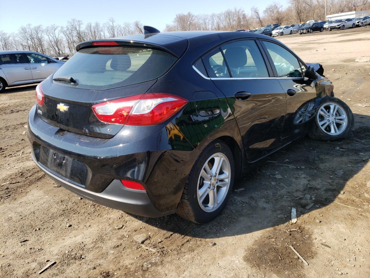Photo 4 from auction – 2018 CHEVROLET CRUZE LT with VIN 3G1BE6SMXJS637591