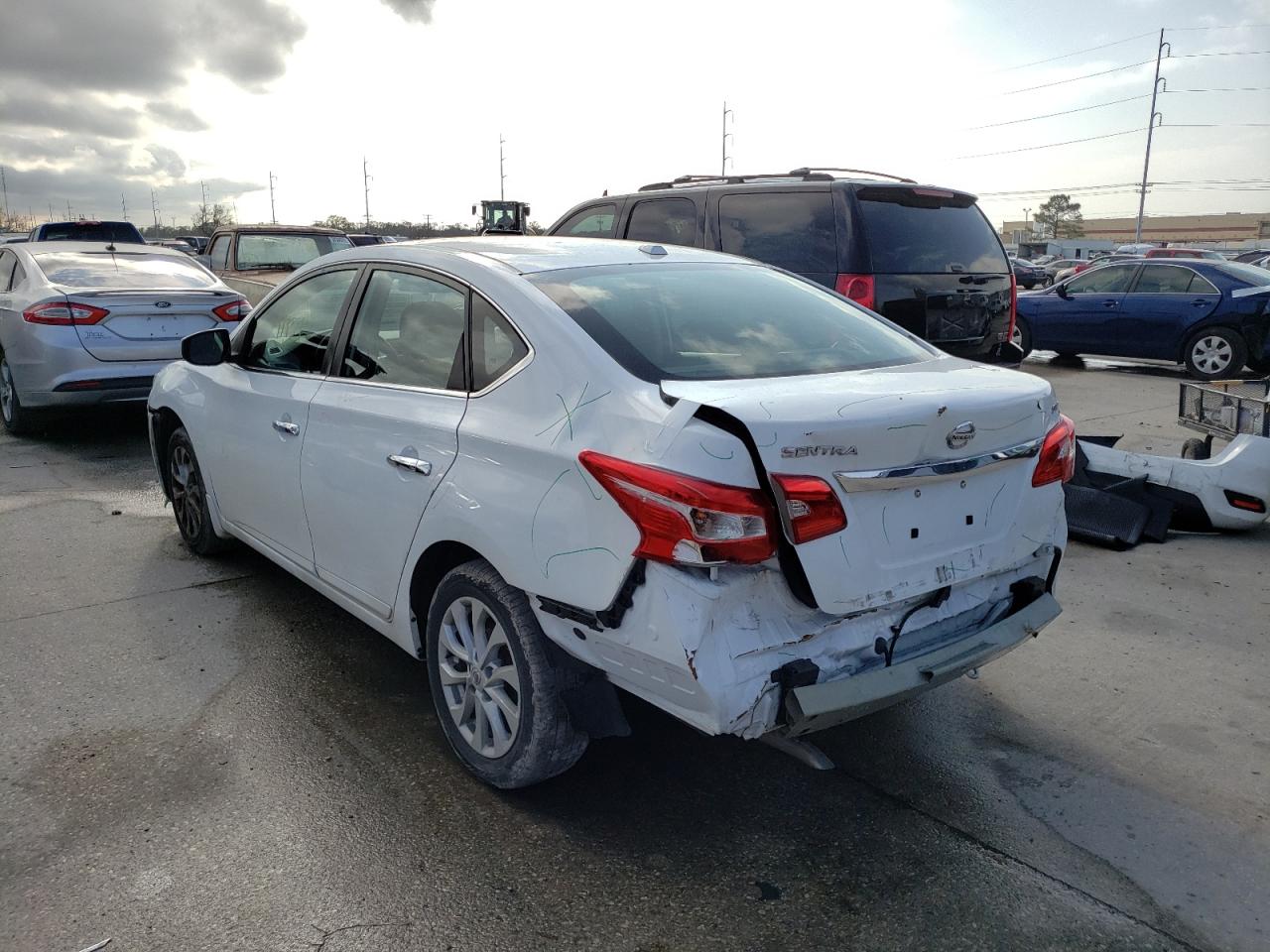Photo 3 from auction – 2018 NISSAN SENTRA S with VIN 3N1AB7AP2JL659420
