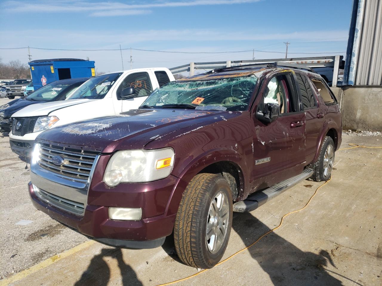 Photo 2 from auction – 2006 FORD EXPLORER L with VIN 1FMEU75856ZA04210