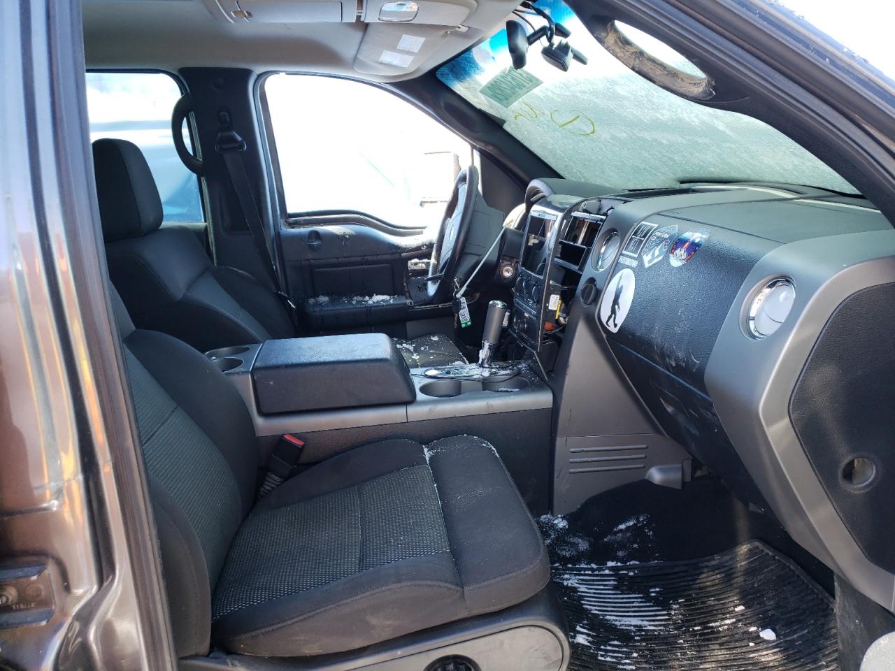 Photo 5 from auction – 2005 FORD F150 SUPER with VIN 1FTPW145X5KC02591