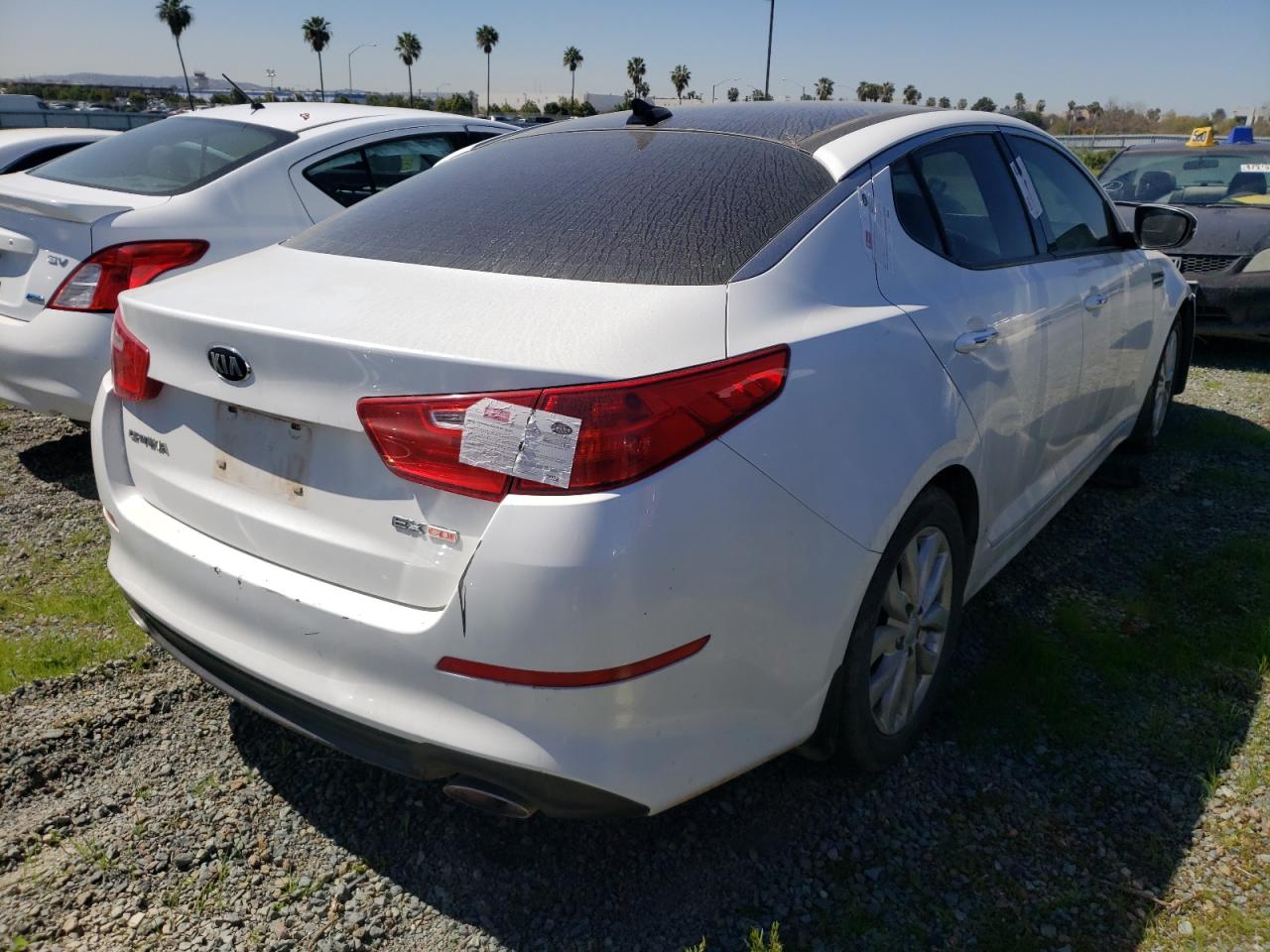 Photo 4 from auction – 2015 KIA OPTIMA EX with VIN 5XXGN4A73FG513768