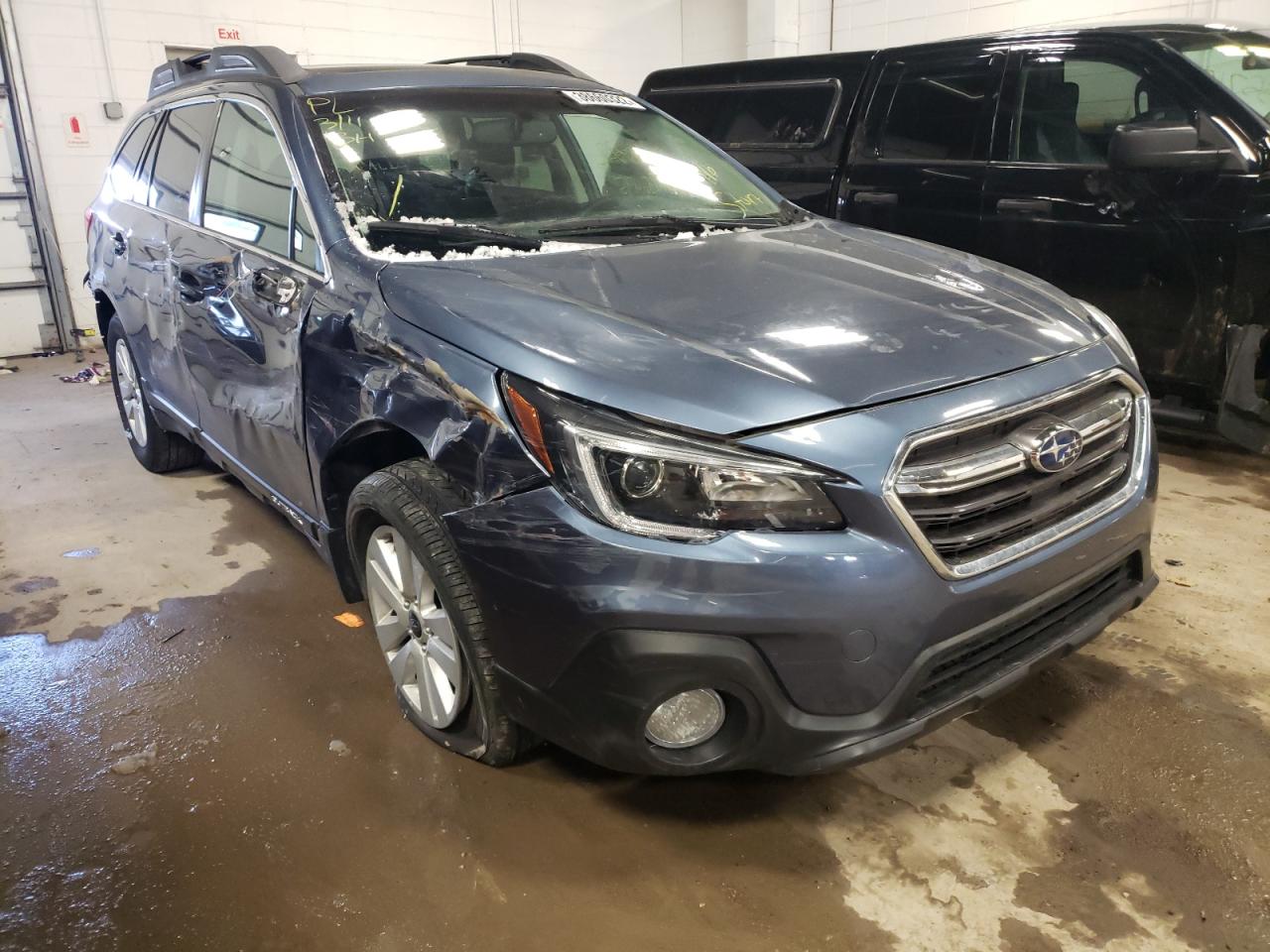 SUBARU OUTBACK 2. 2018 with VIN 4S4BSADC3J3374370 - Photo from auction
