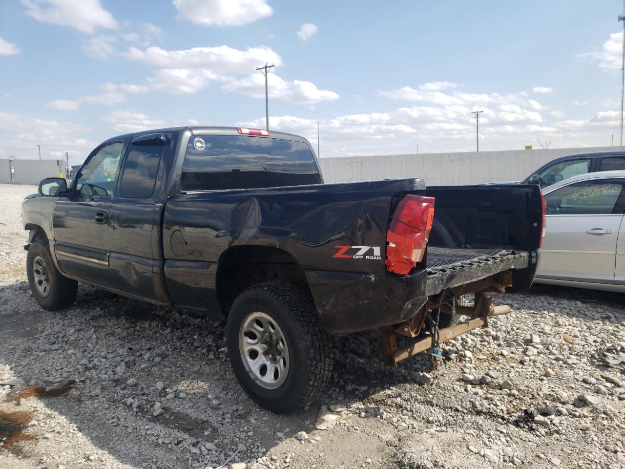 Photo 3 from auction – 2003 CHEVROLET SILVERADO with VIN 2GCEK19V031335904
