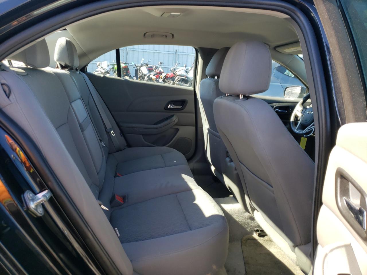 Photo 6 from auction – 2013 CHEVROLET MALIBU LS with VIN 1G11B5SA1DF131418