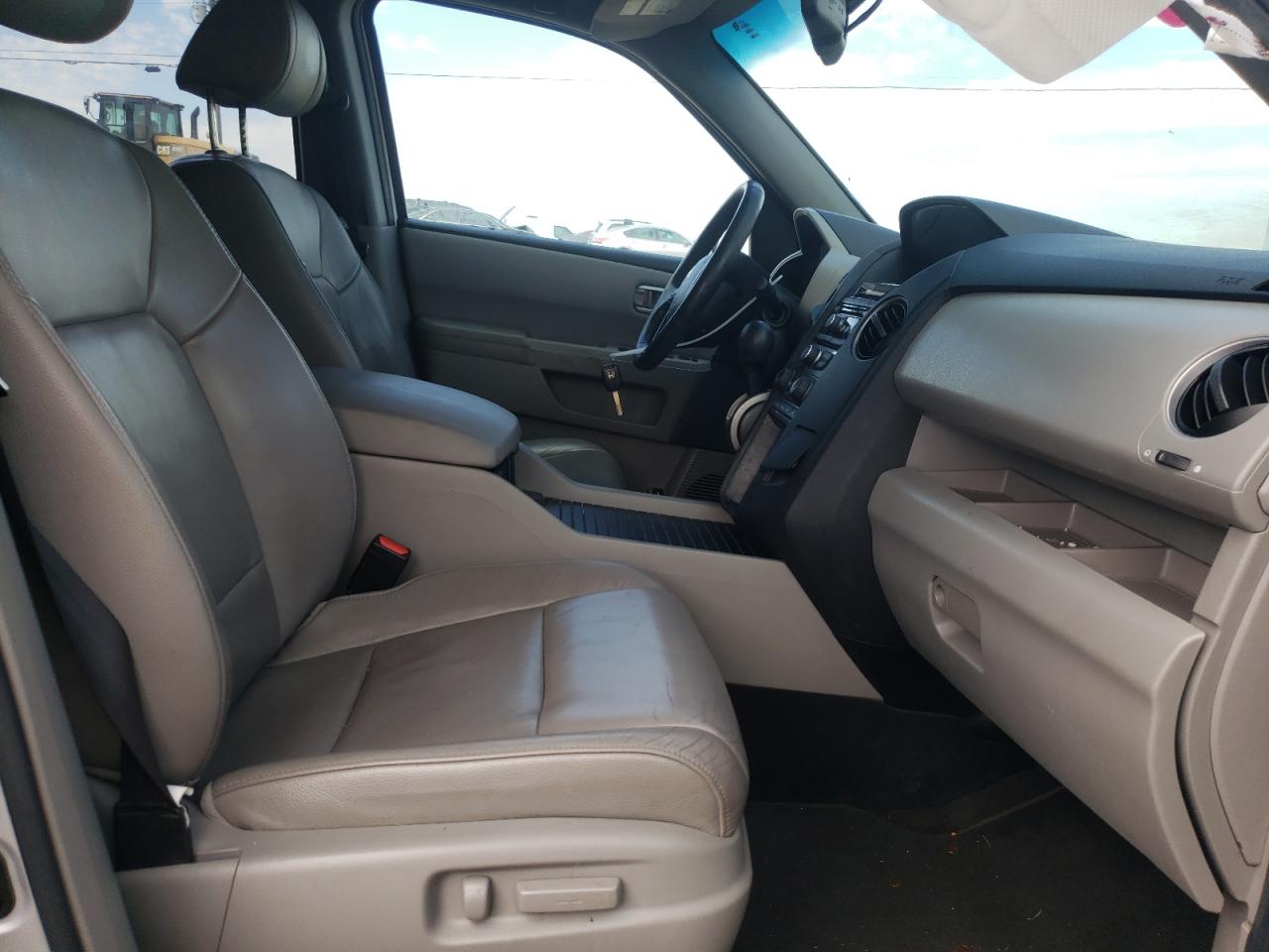 Photo 5 from auction – 2012 HONDA PILOT EXL with VIN 5FNYF3H53CB023541