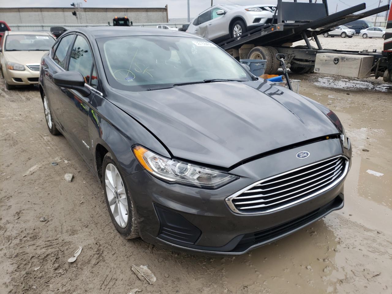 FORD FUSION SE 2019 with VIN 3FA6P0LU3KR100624 - Photo from auction