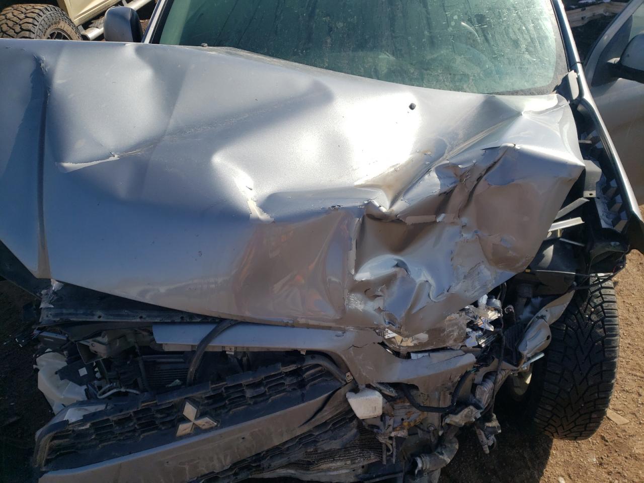 Photo 7 from auction – 2014 MITSUBISHI OUTLANDER with VIN 4A4AR3AU0EE002220