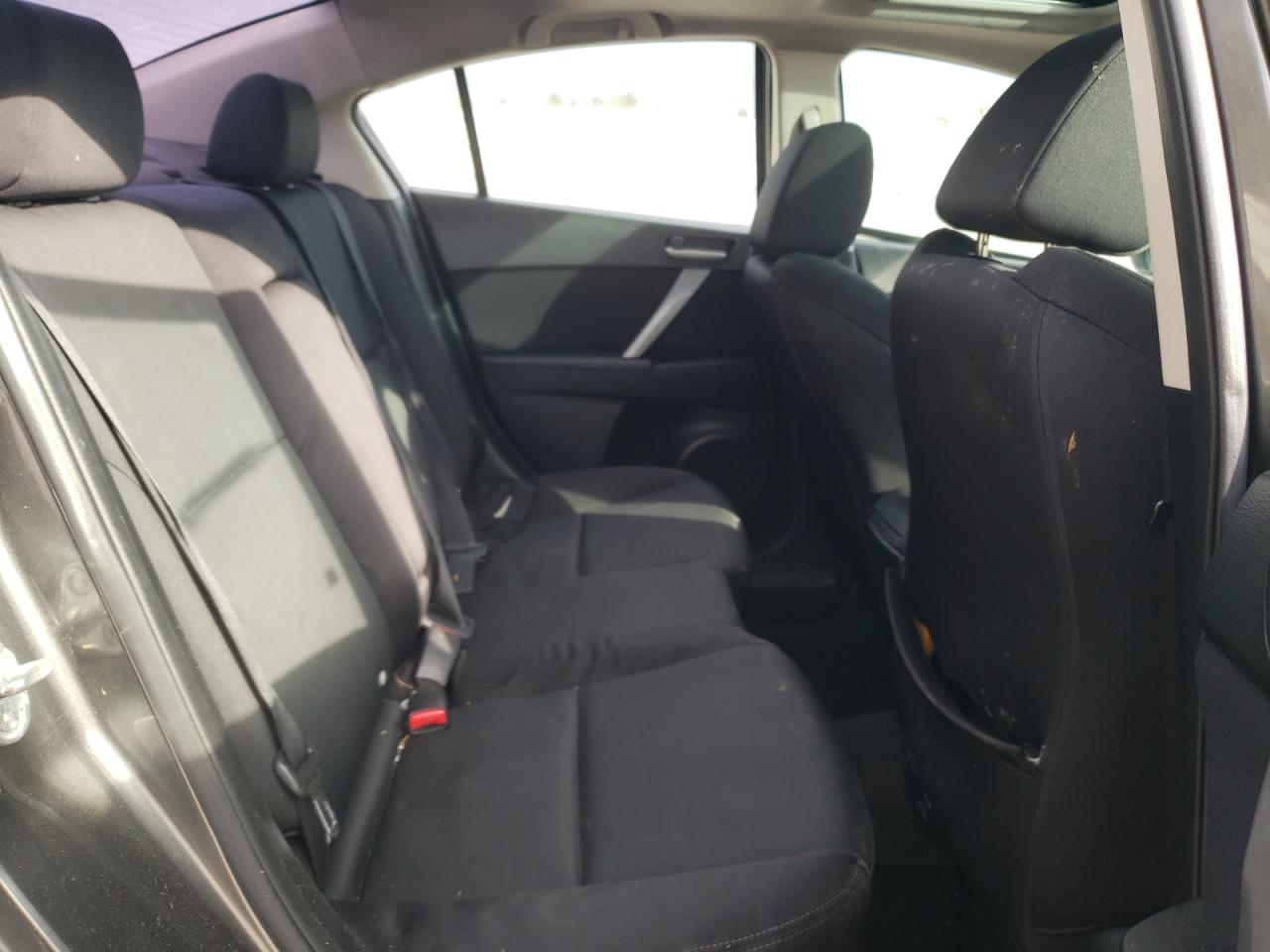 Photo 6 from auction – 2011 MAZDA 3 S with VIN JM1BL1U55B1470999