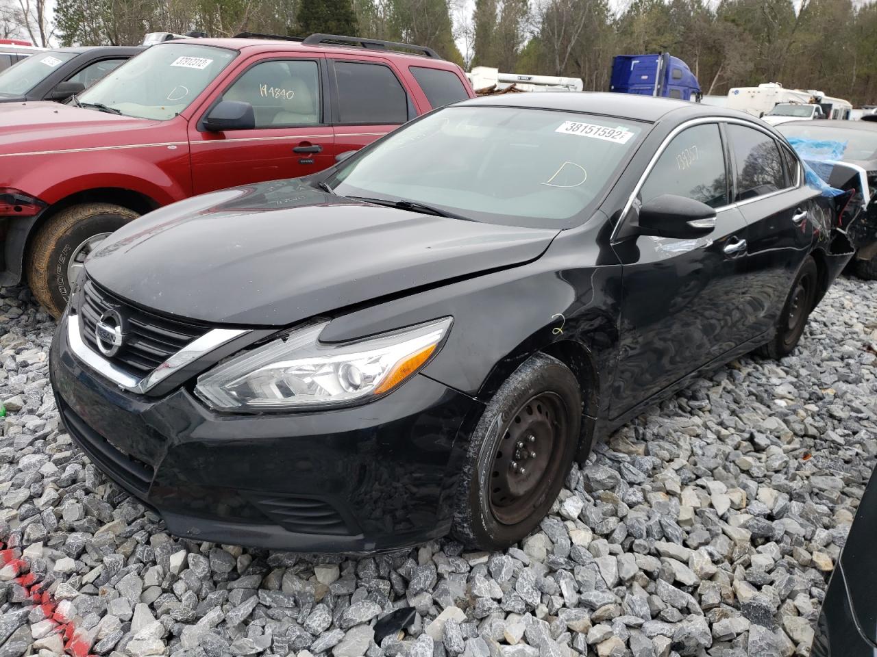 Photo 2 from auction – 2017 NISSAN ALTIMA 2.5 with VIN 1N4AL3AP2HN348458