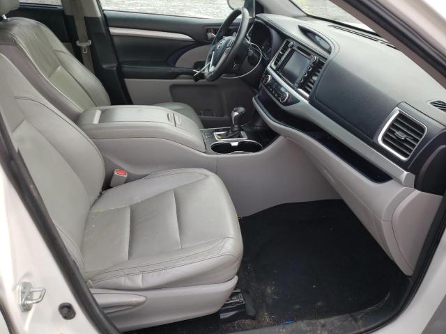Photo 5 from auction – 2015 TOYOTA HIGHLANDER with VIN 5TDJKRFH4FS159061