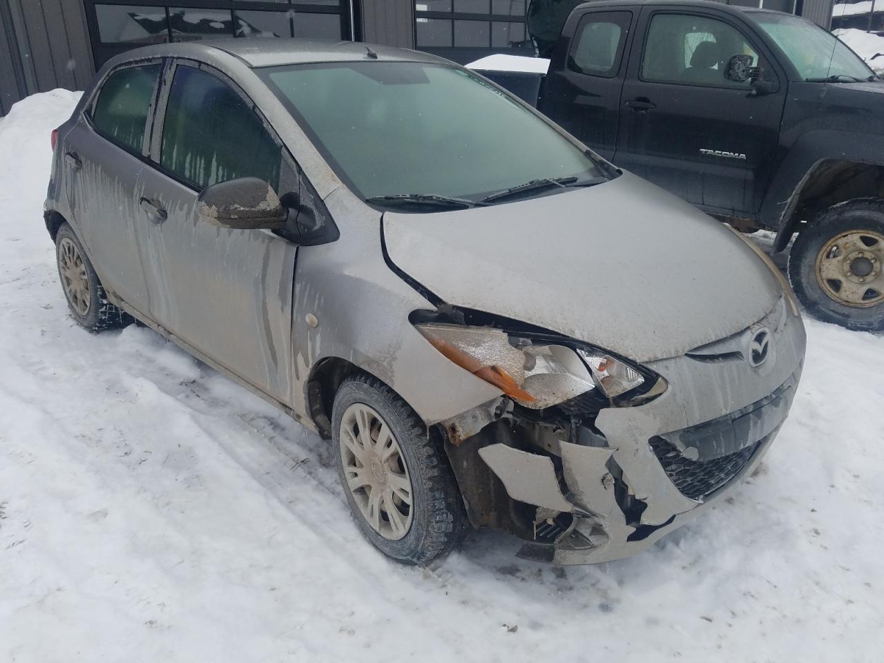 MAZDA MAZDA2 2011 with VIN JM1DE1HY3B0111129 - Photo from auction
