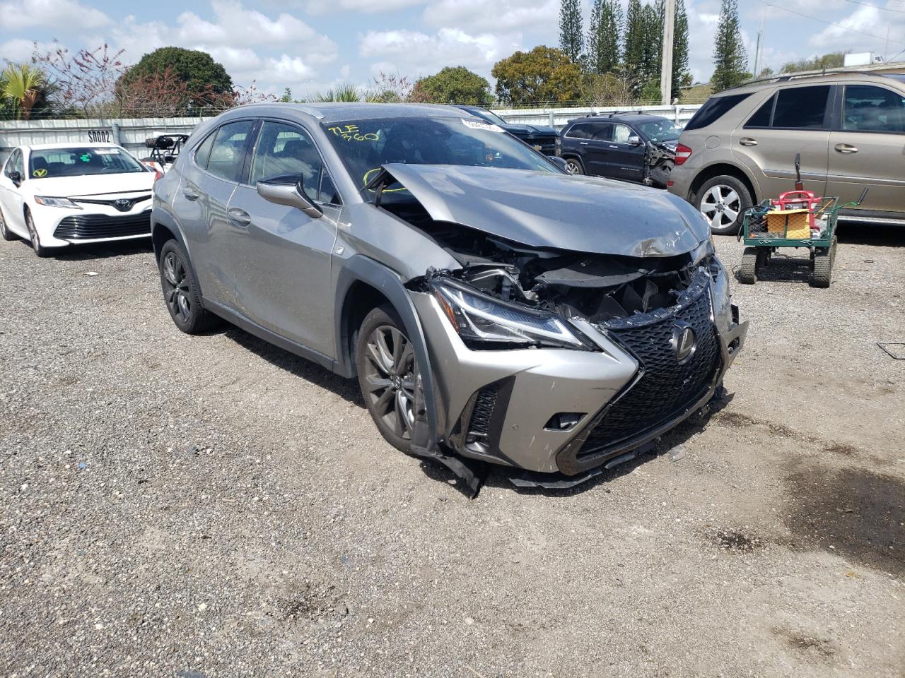 LEXUS UX 200 2019 with VIN JTHY3JBH0K2003215 - Photo from auction
