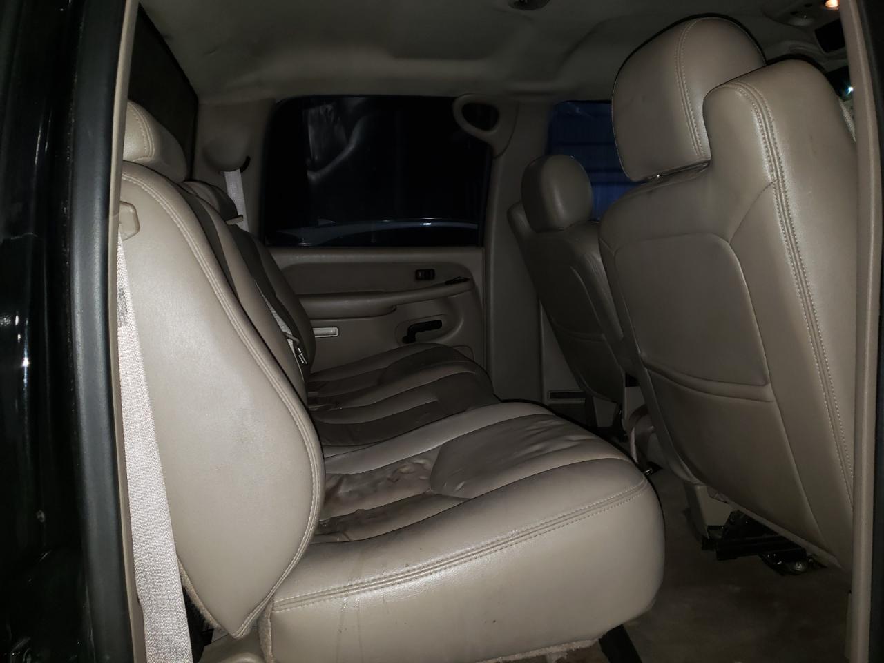 Photo 6 from auction – 2003 CHEVROLET SILVERADO with VIN 1GCHC23U53F193624