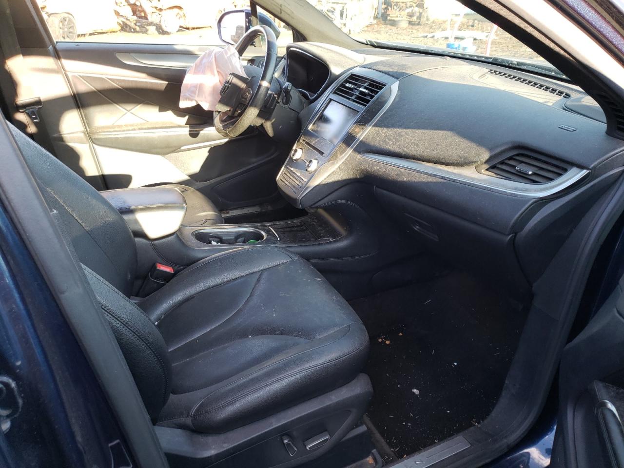 صورة رقم 5 من المزاد - 2015 LINCOLN MKC مع VIN 5LMCJ1A97FUJ45365