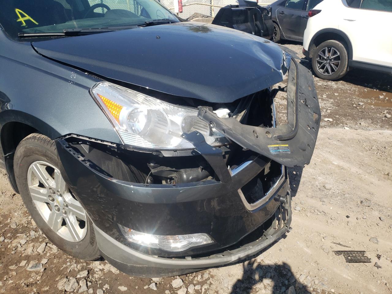 Photo 9 from auction – 2010 CHEVROLET TRAVERSE L with VIN 1GNLVFED8AJ209647