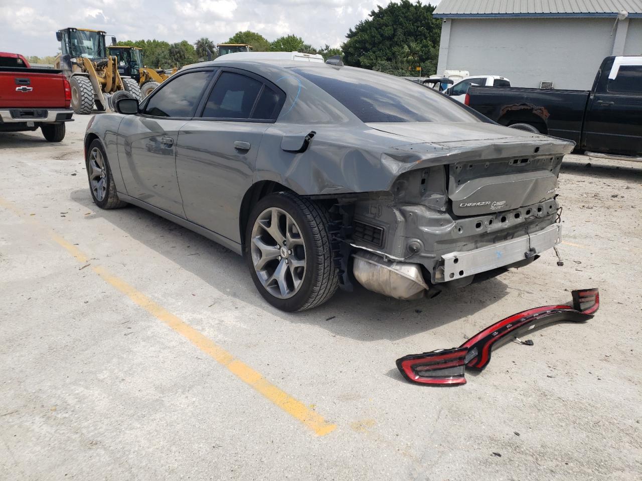 Photo 3 from auction – 2017 DODGE CHARGER SX with VIN 2C3CDXHG6HH515480