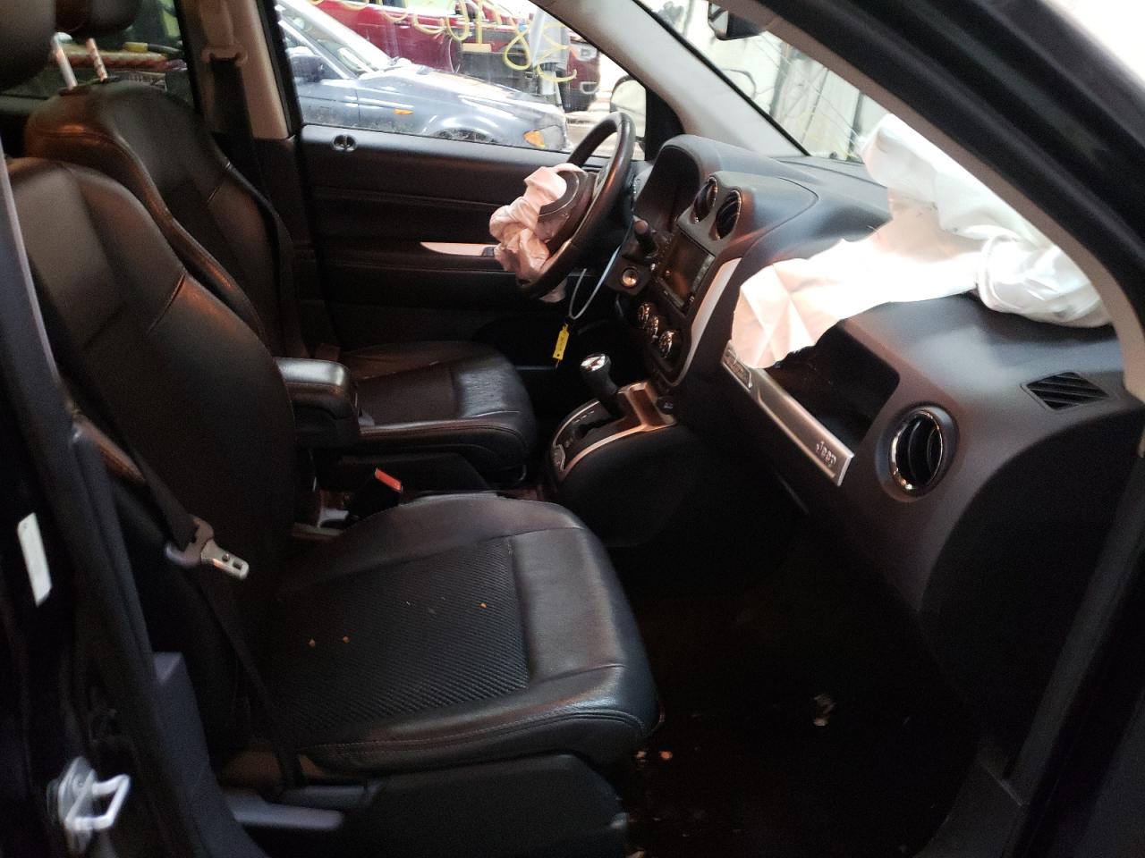 Photo 5 from auction – 2016 JEEP COMPASS LA with VIN 1C4NJDEB7GD557821