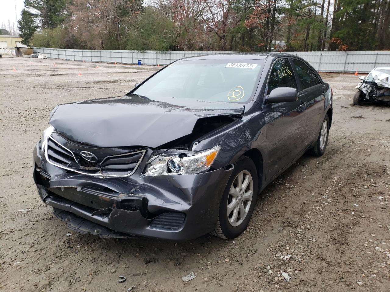 Photo 2 from auction – 2011 TOYOTA CAMRY BASE with VIN 4T1BF3EK6BU215358