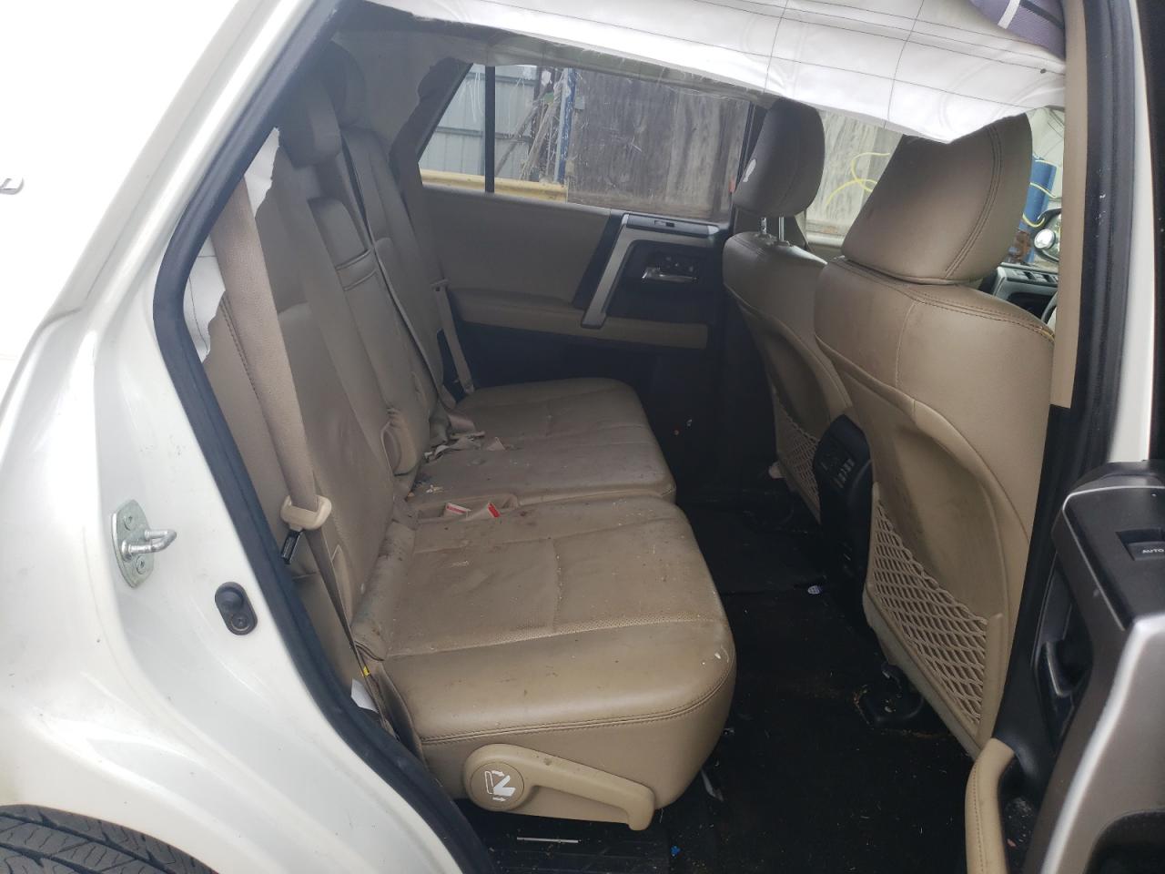 Photo 6 from auction – 2016 TOYOTA 4RUNNER SR with VIN JTEZU5JR3G5146603