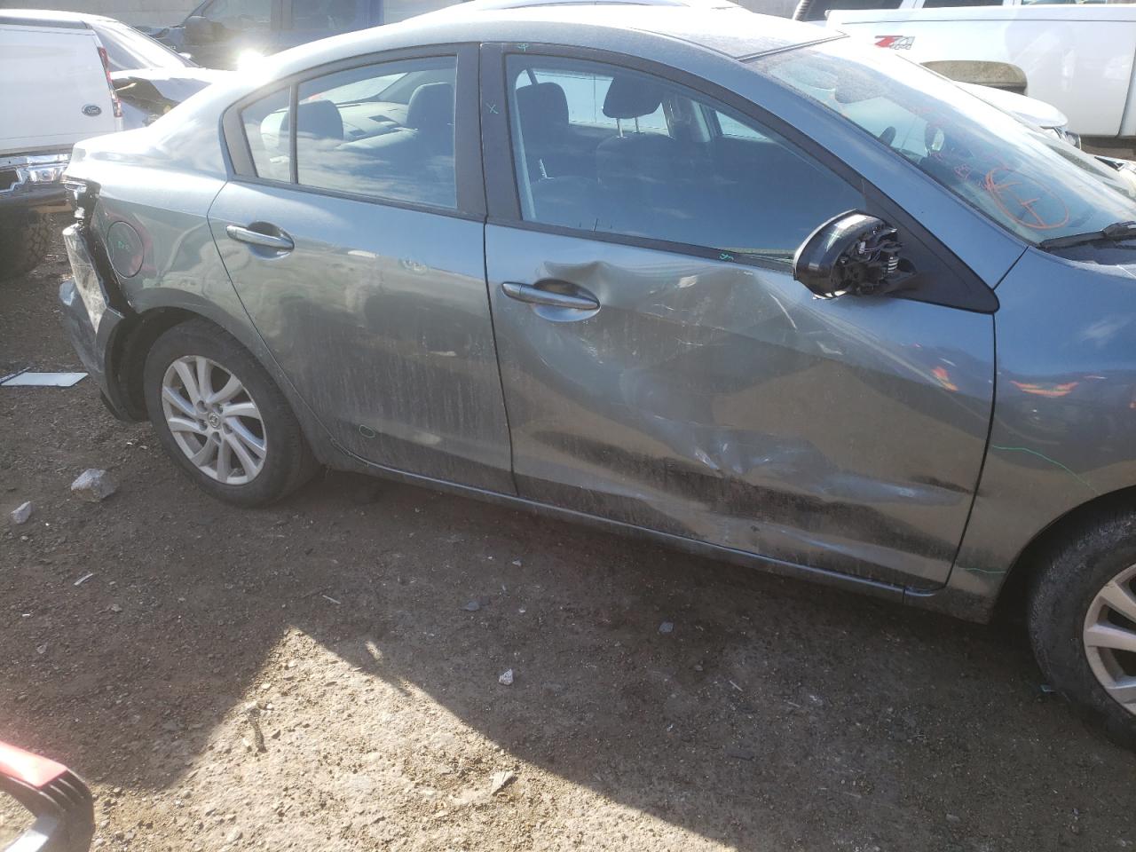 Photo 9 from auction – 2012 MAZDA 3 I with VIN JM1BL1V82C1577227