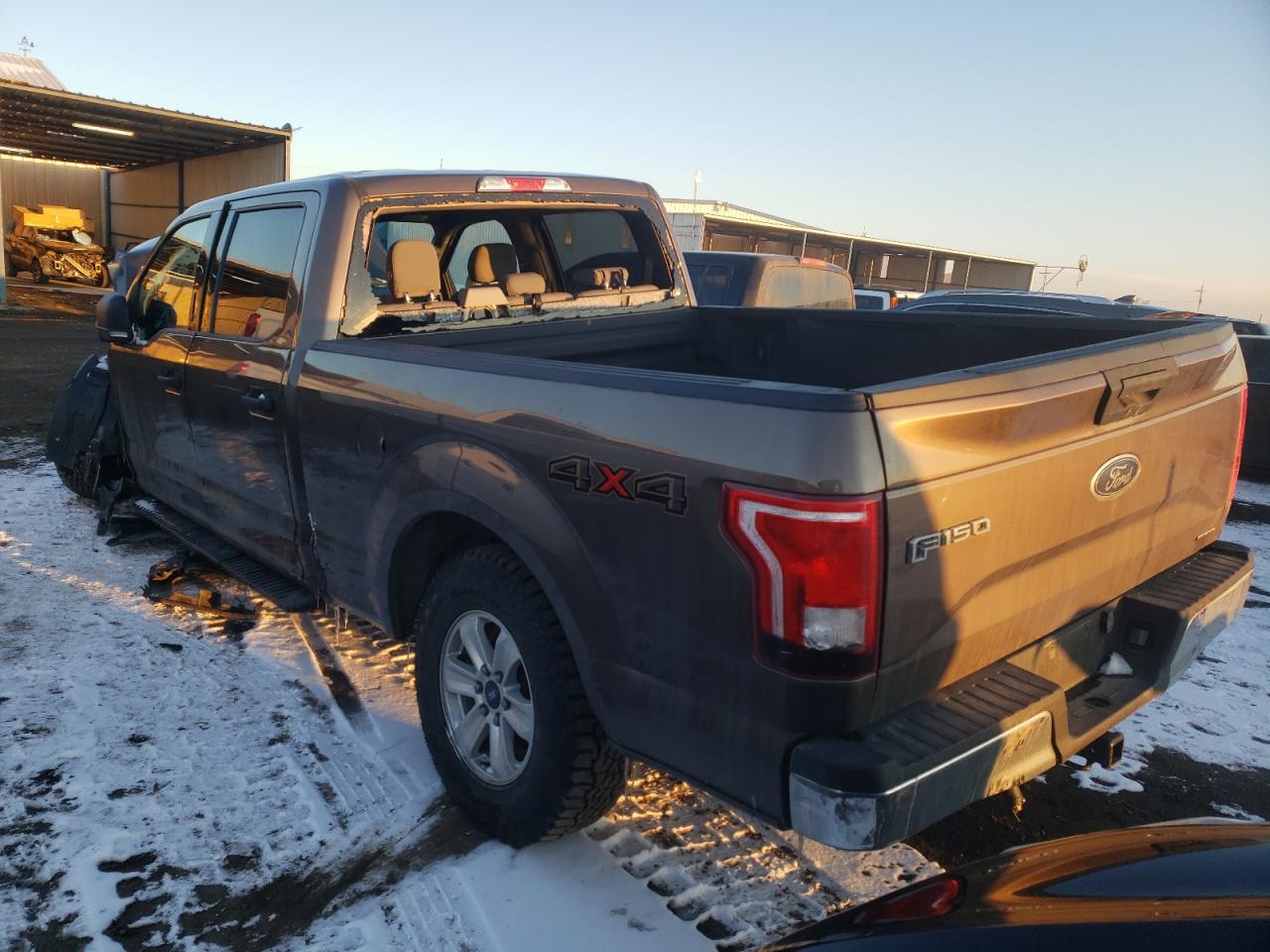 Photo 3 from auction – 2016 FORD F150 SUPER with VIN 1FTFW1EF8GKF22336