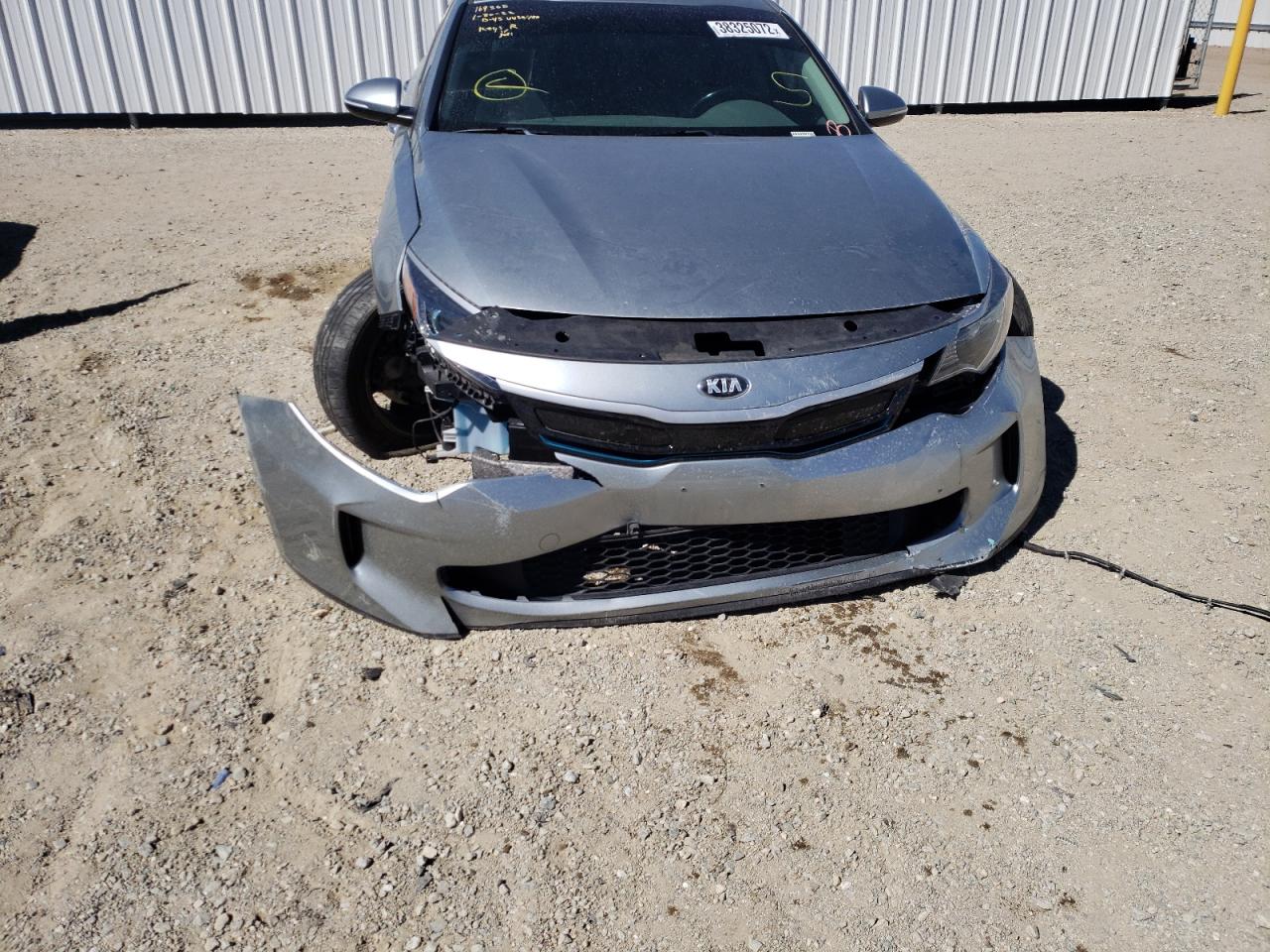 Photo 9 from auction – 2017 KIA OPTIMA PLU with VIN KNAGV4LD2H5018002