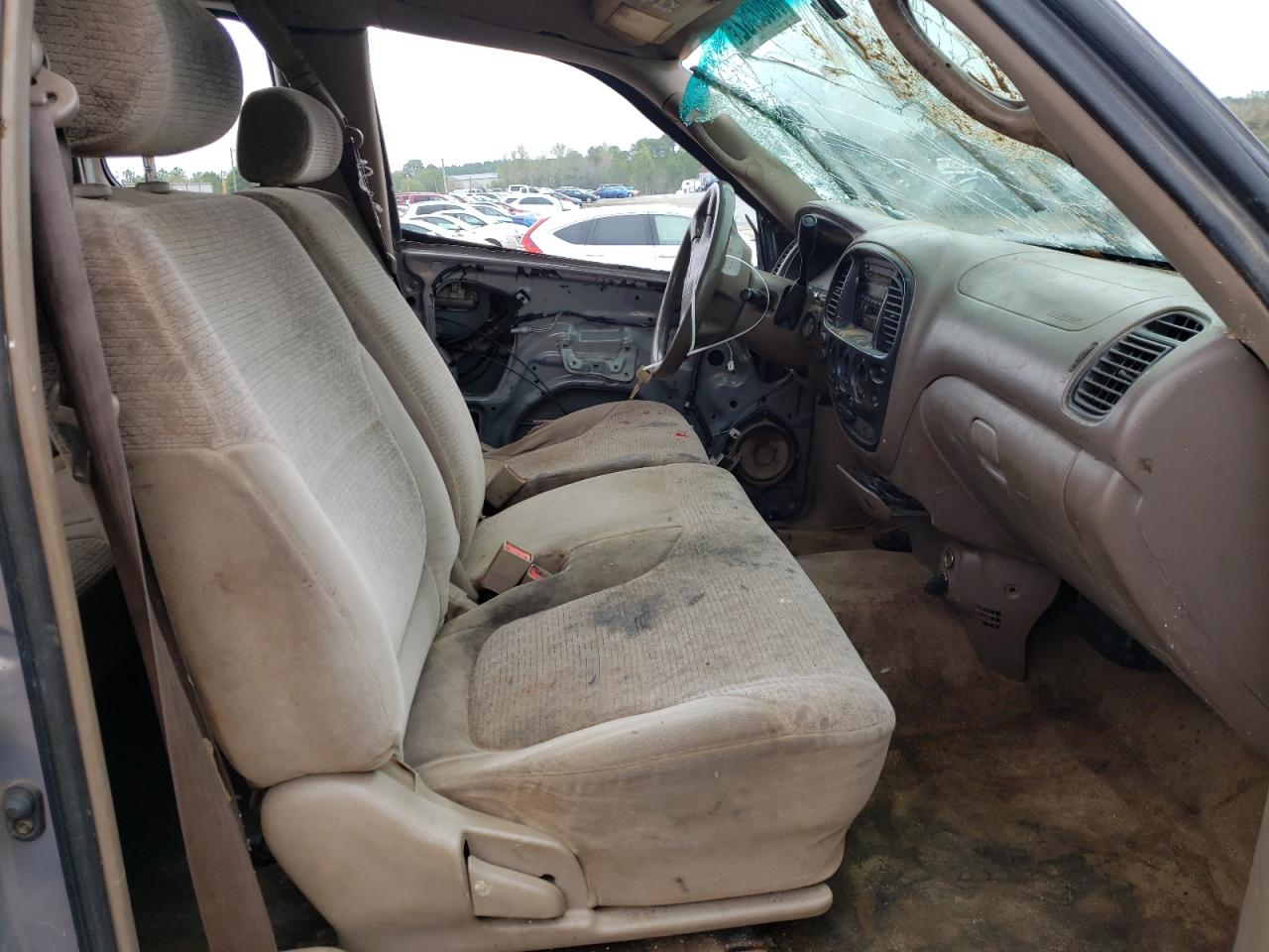Photo 5 from auction – 2001 TOYOTA TUNDRA ACC with VIN 5TBBT48181S200992