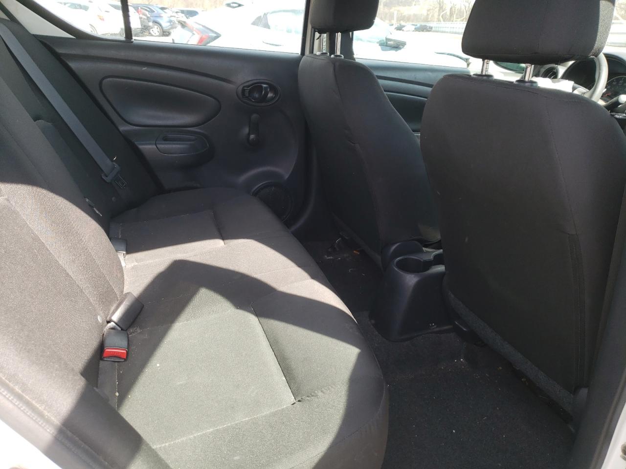 Photo 6 from auction – 2019 NISSAN VERSA S with VIN 3N1CN7AP8KL829474