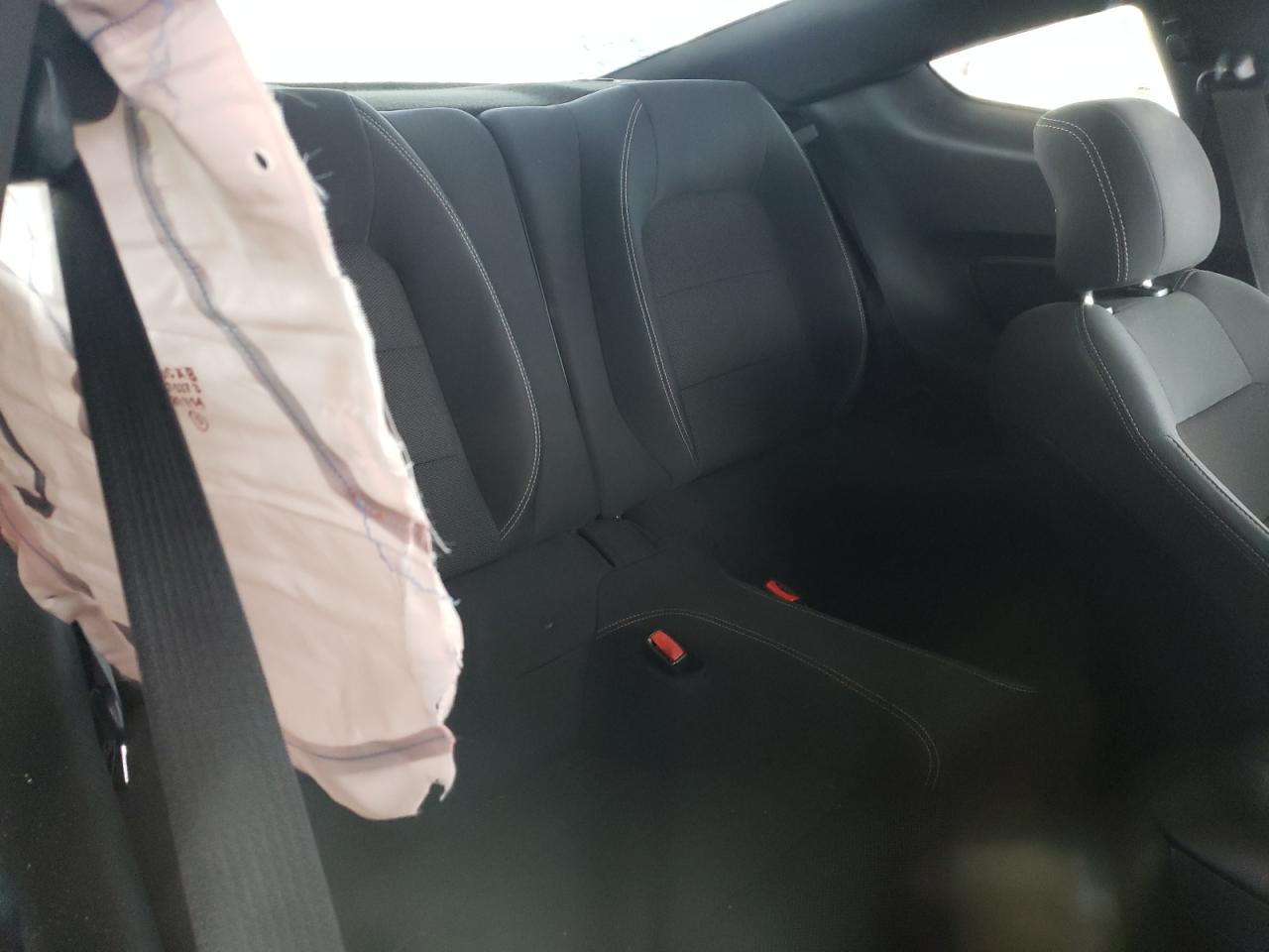Zdjęcie 6 z aukcji – 2015 FORD MUSTANG z VIN 1FA6P8AM2F5336420