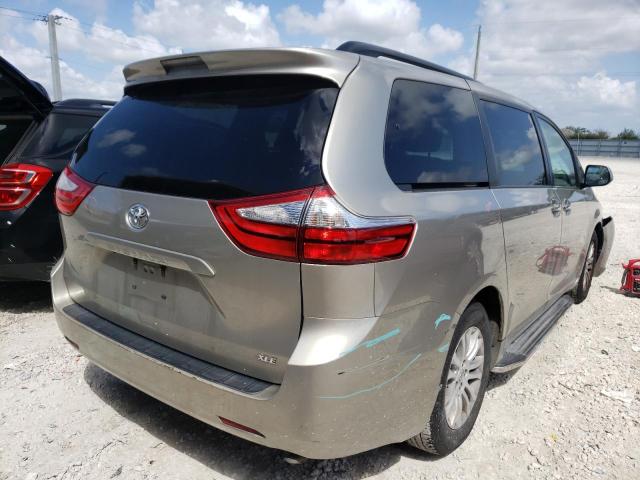 Photo 4 from auction – 2015 TOYOTA SIENNA XLE with VIN 5TDYK3DC1FS676871