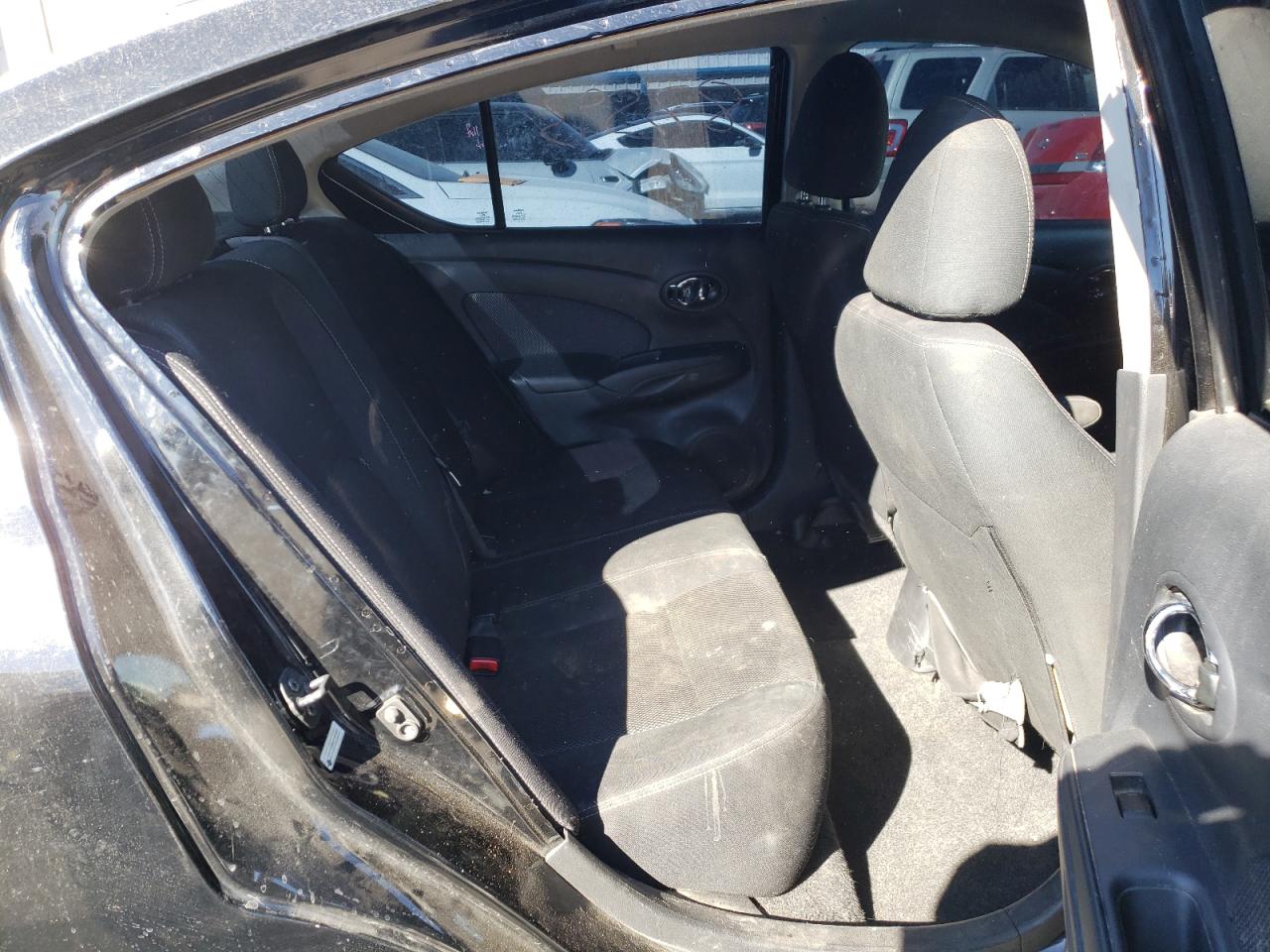 Photo 6 from auction – 2016 NISSAN VERSA S with VIN 3N1CN7AP4GL881353