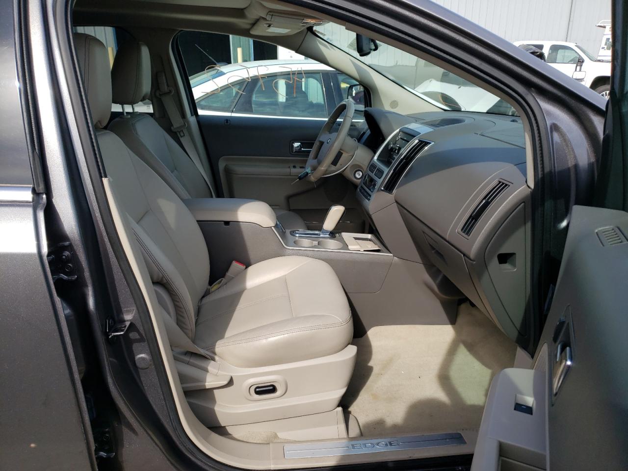 Photo 5 from auction – 2009 FORD EDGE LIMIT with VIN 2FMDK49C59BB01008