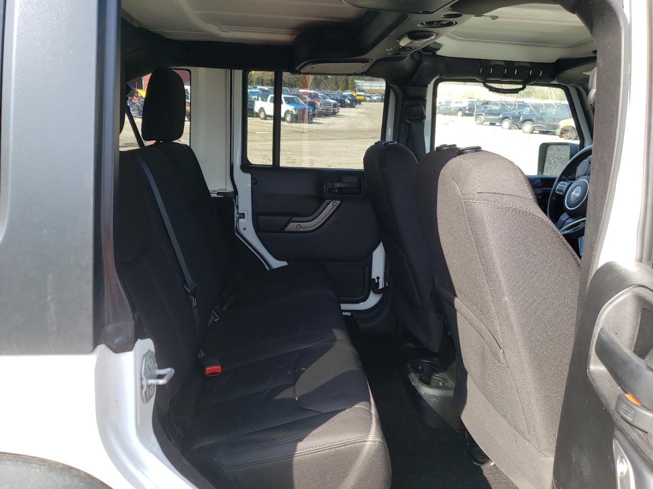 Photo 6 from auction – 2015 JEEP WRANGLER U with VIN 1C4BJWDG8FL636835