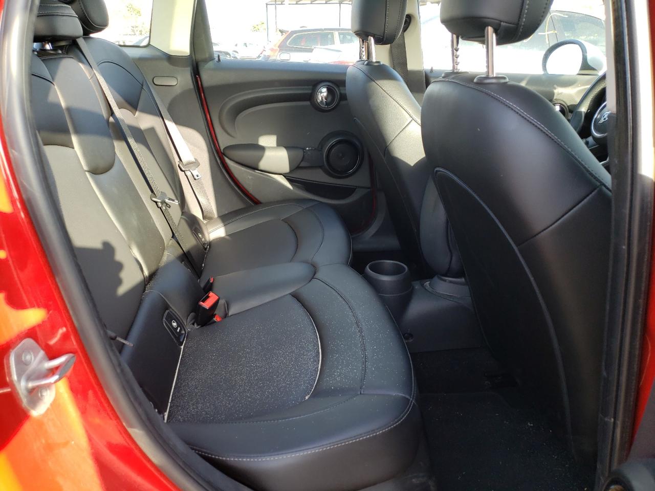 Photo 6 from auction – 2017 MINI COOPER with VIN WMWXU1C34H2F77922