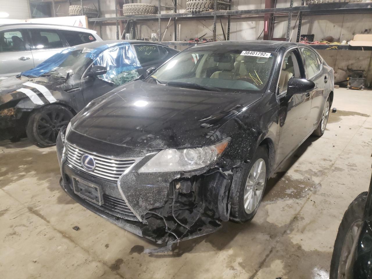 Photo 2 from auction – 2013 LEXUS ES 300H with VIN JTHBW1GG5D2009642