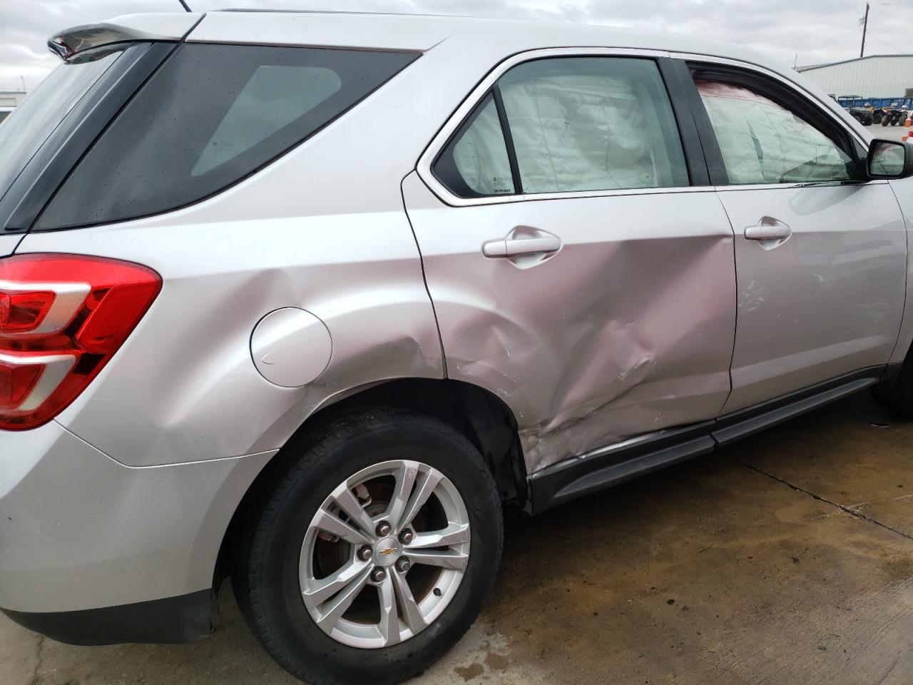 Photo 9 from auction – 2016 CHEVROLET EQUINOX LS with VIN 2GNALBEK8G1149800