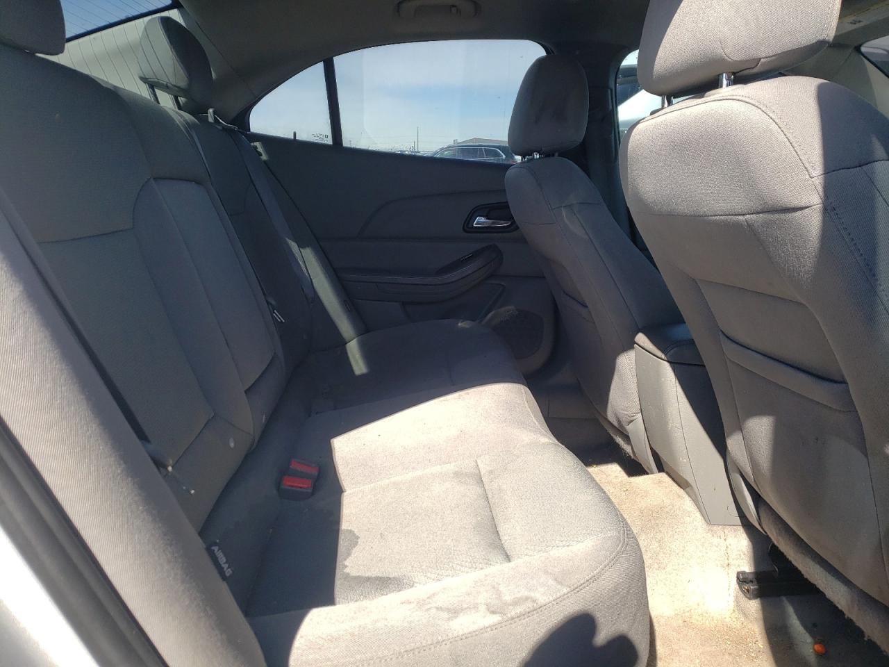 Photo 6 from auction – 2015 CHEVROLET MALIBU LS with VIN 1G11B5SL5FF171974