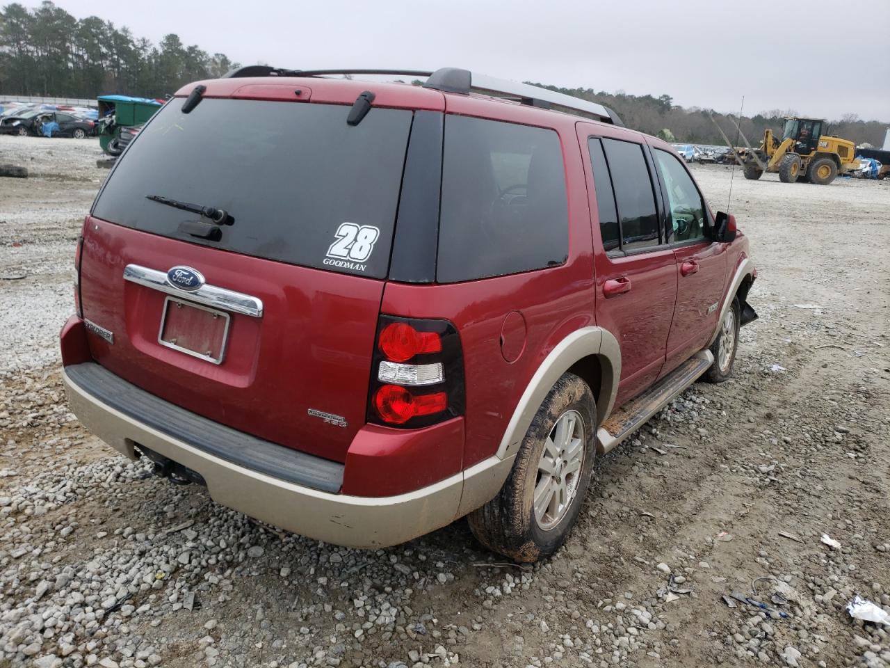 Photo 4 from auction – 2007 FORD EXPLORER E with VIN 1FMEU64E57UA58672