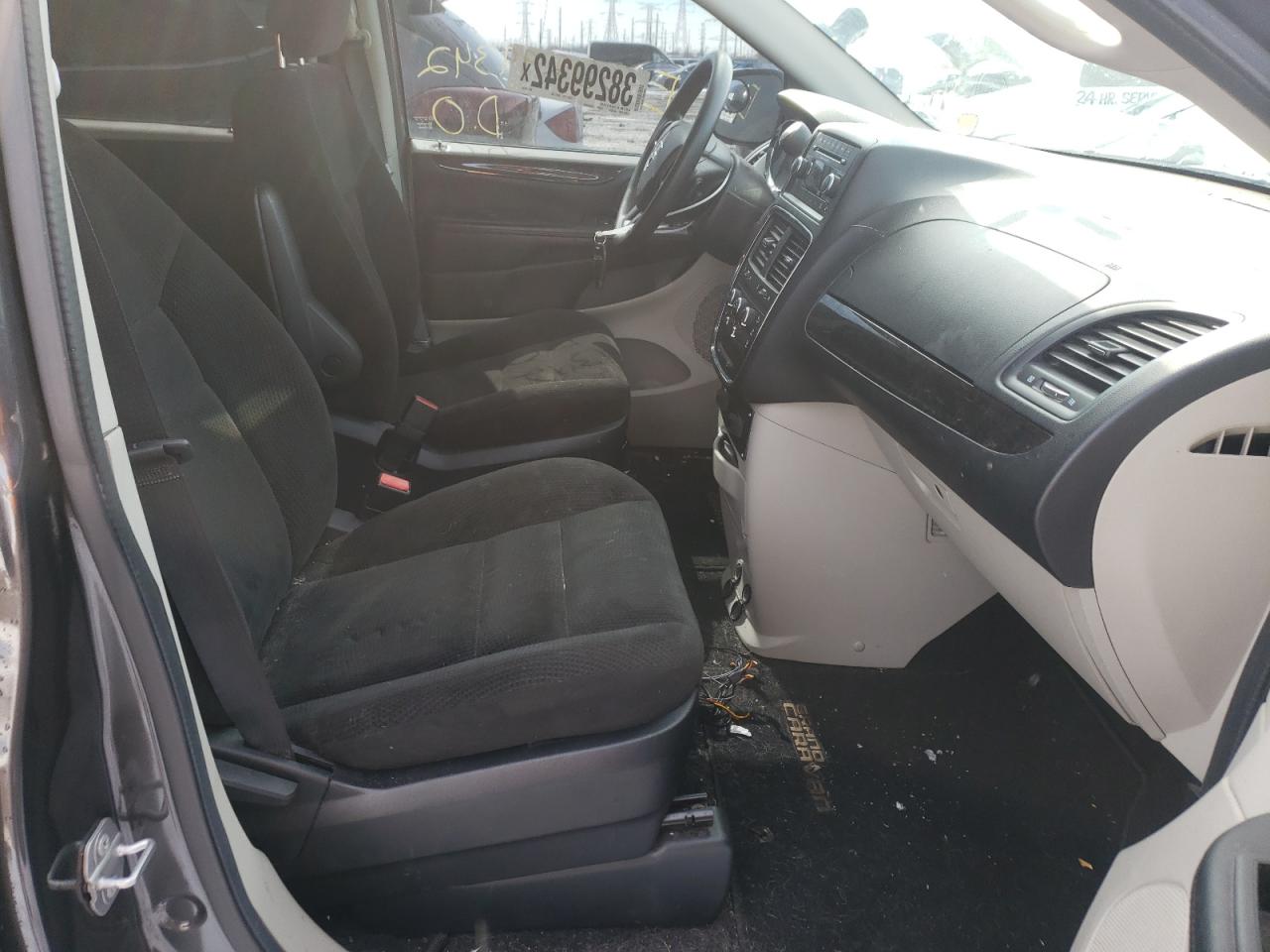 Photo 5 from auction – 2016 DODGE GRAND CARA with VIN 2C4RDGBG9GR185101