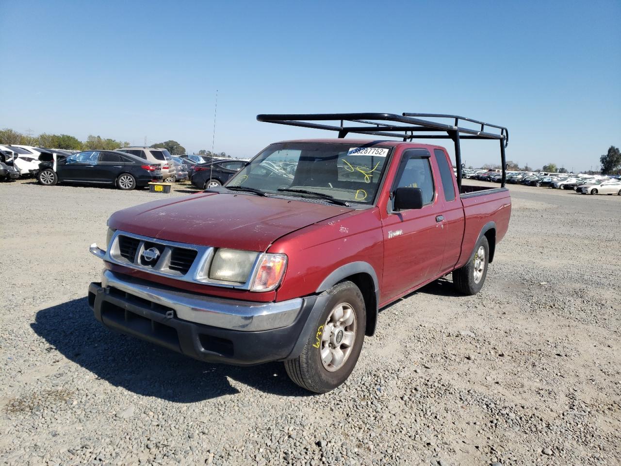 Photo 2 from auction – 2000 NISSAN FRONTIER K with VIN 1N6DD26S7YC348668
